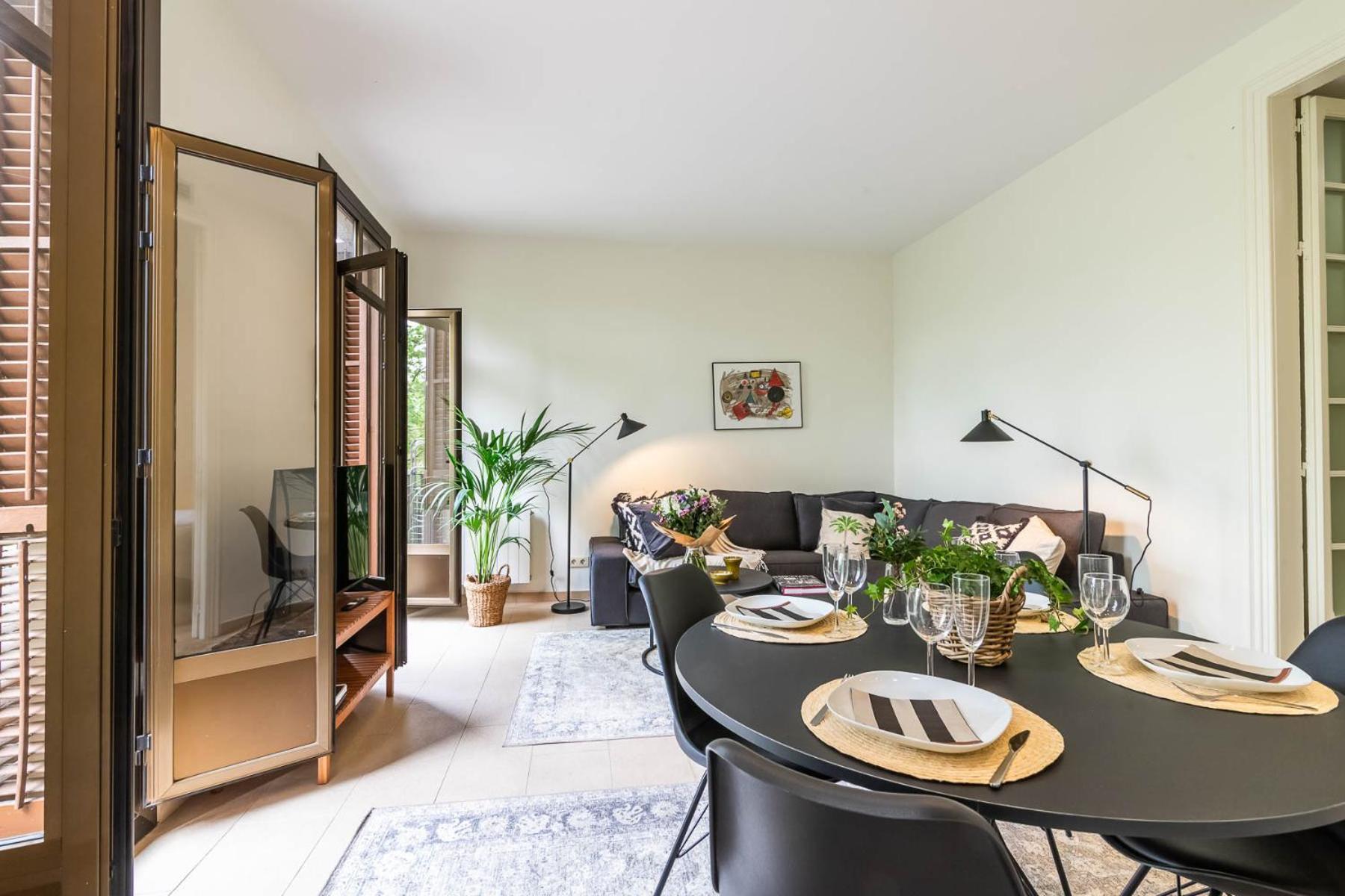 My Space Barcelona - Spacious And Modern Apartment Near The Hospital Clinic Esterno foto